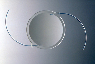 achroma intraocular lens